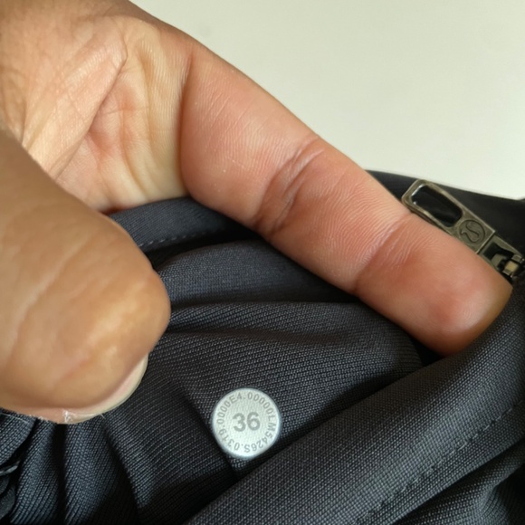 Lululemon ABC Pant Classic Obsidian - Picture 9 of 10